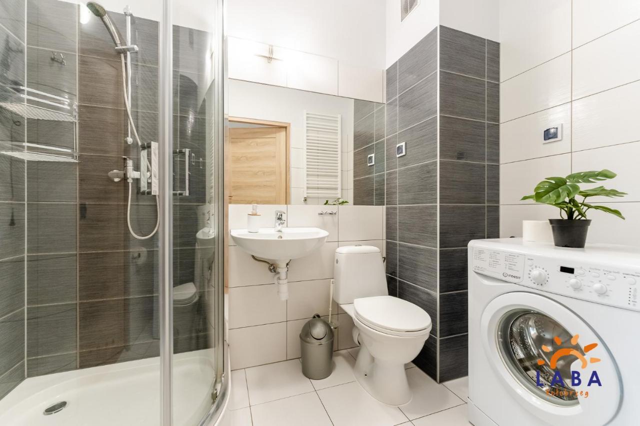 Laba Bursztynowe Z Miejscami Postojowymi Apartment Kolberg